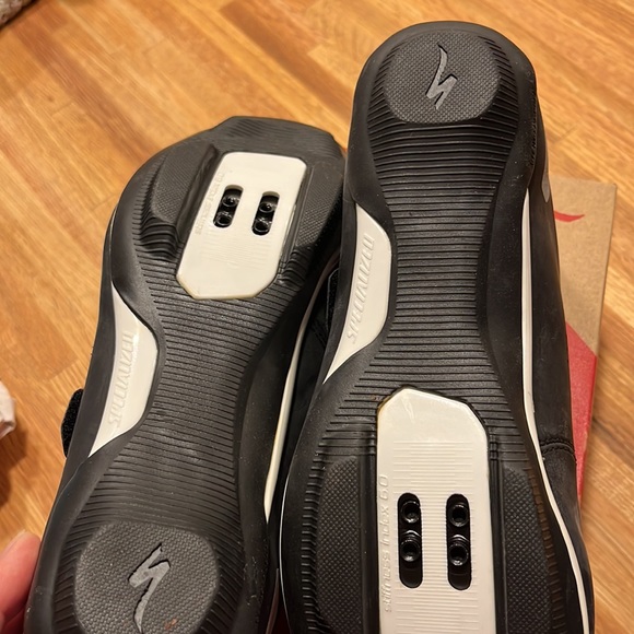 Specialized Sport RBX 9.5 bike shoes - Picture 5 of 7